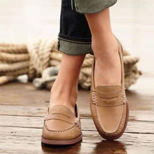 Loafers - Platta ortopediska slip-on-skor i läder för kvinnor