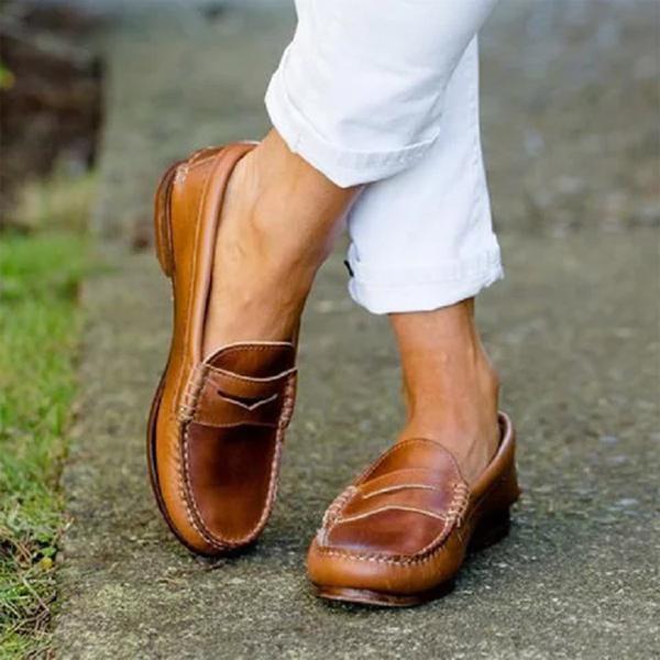 Loafers - Platta ortopediska slip-on-skor i läder för kvinnor
