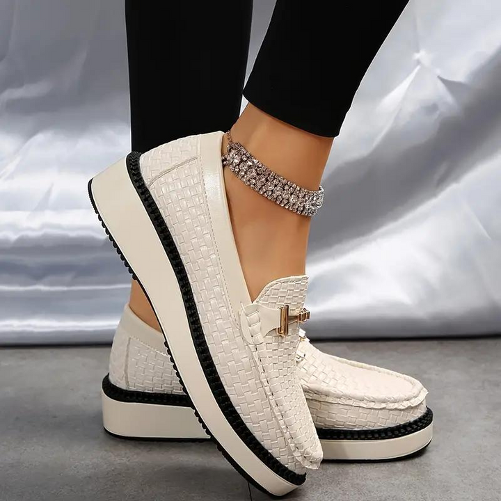 Loafers med plattform - Vävda - Bekväma - Damskor - Slip On-skor
