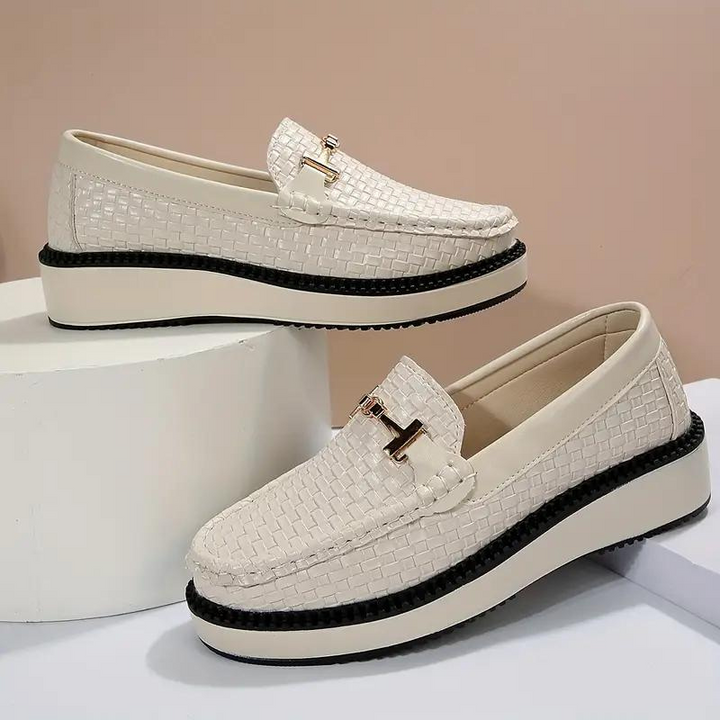 Loafers med plattform - Vävda - Bekväma - Damskor - Slip On-skor