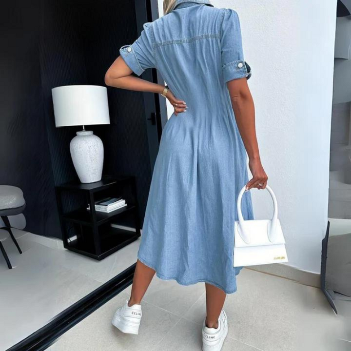 Lös denimklänning