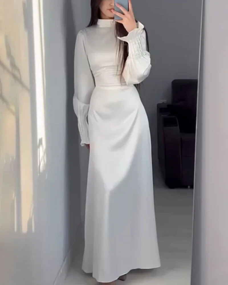 Maxiklänning - Långärmad - Lanternärmad - Satinklänning - Elegant klänning