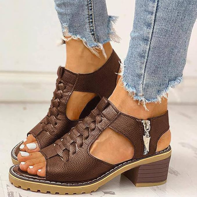 Nora | Sandaler med moderiktig klack