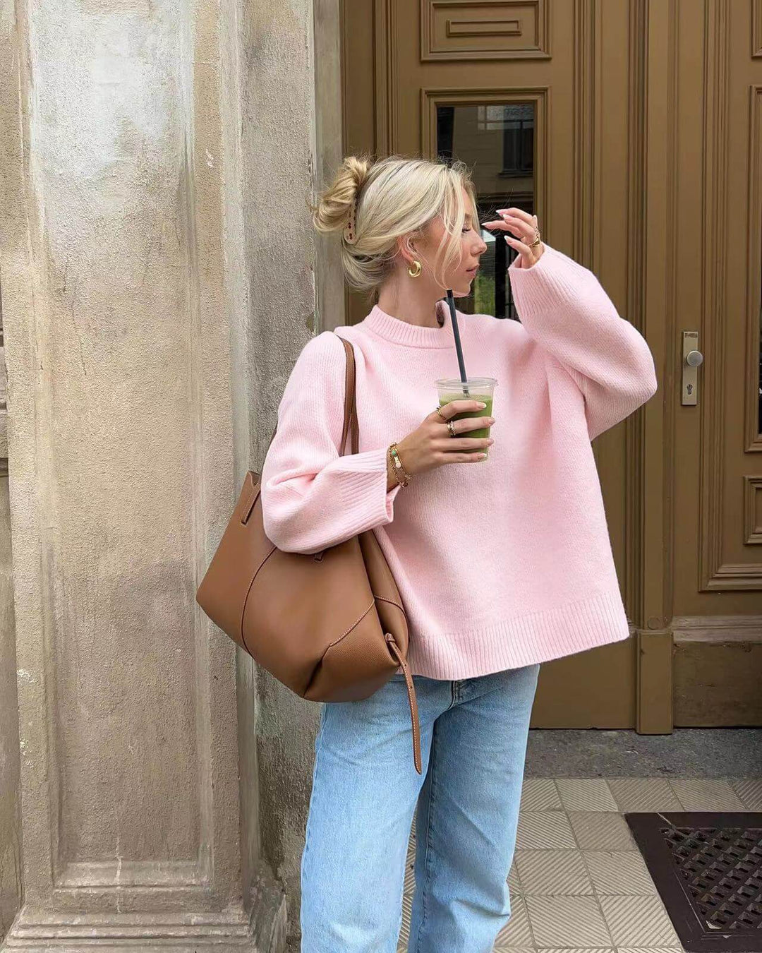 Oversized tröja - Rosa - Rund hals - Oversized pullover - Stickade plagg för damer