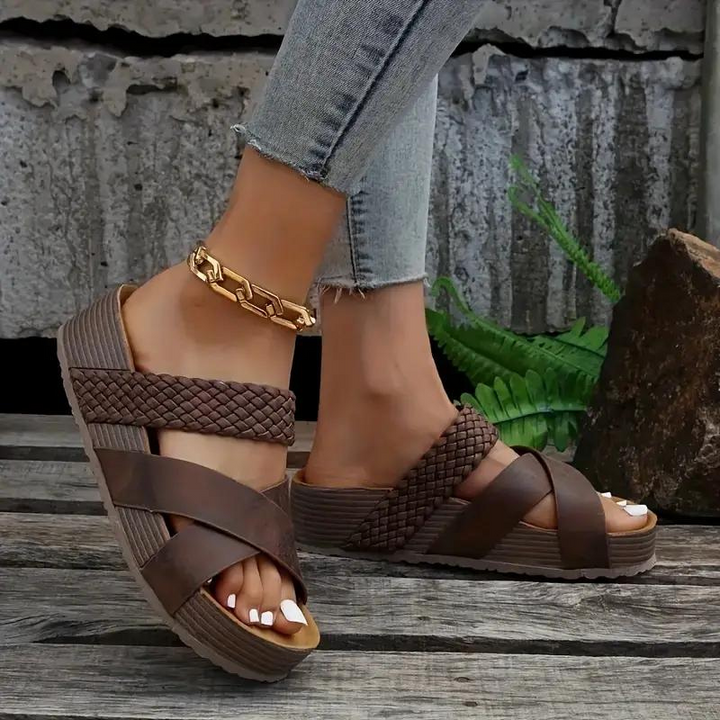Plattformsskor - Slip On - Korsband - Sommarskor - Sandaler för kvinnor