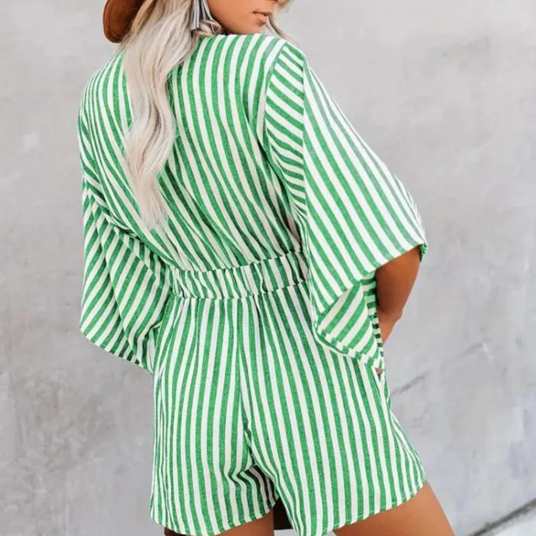 Playsuit - Randig Kortärmad Sommardumpsuit Med Knytfront För Kvinnor