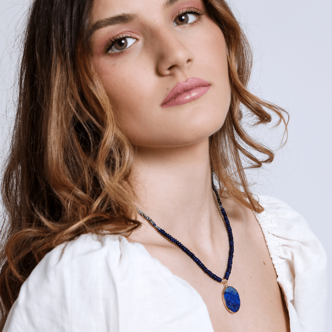 Runt lapis-halsband - Astrid