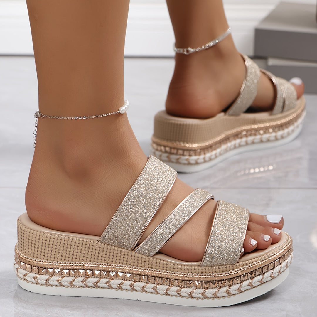 Sandaler Med Plattform - Slip-On - Chic - Skor för sommaren - Sandaler för kvinnor