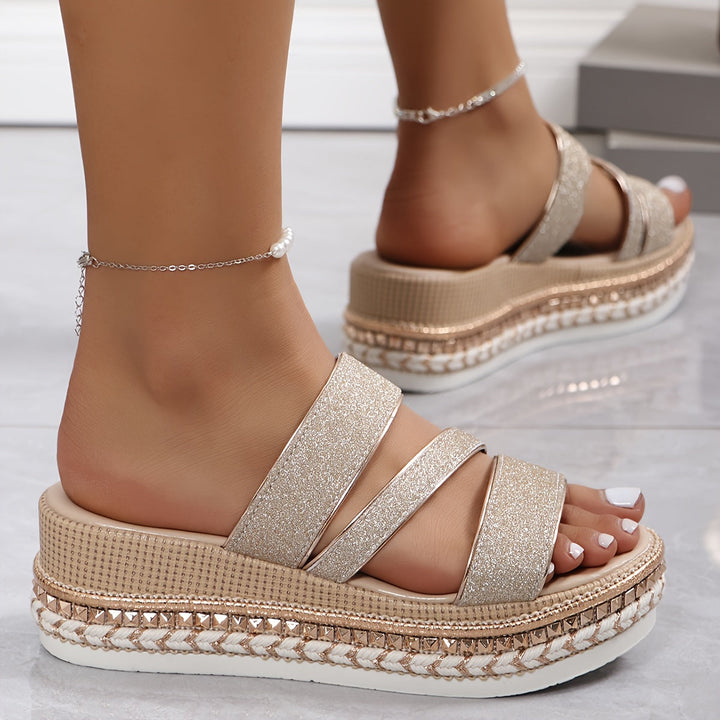 Sandaler Med Plattform - Slip-On - Chic - Skor för sommaren - Sandaler för kvinnor