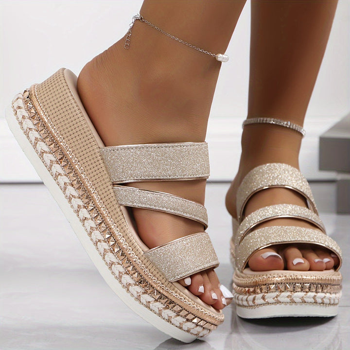 Sandaler Med Plattform - Slip-On - Chic - Skor för sommaren - Sandaler för kvinnor