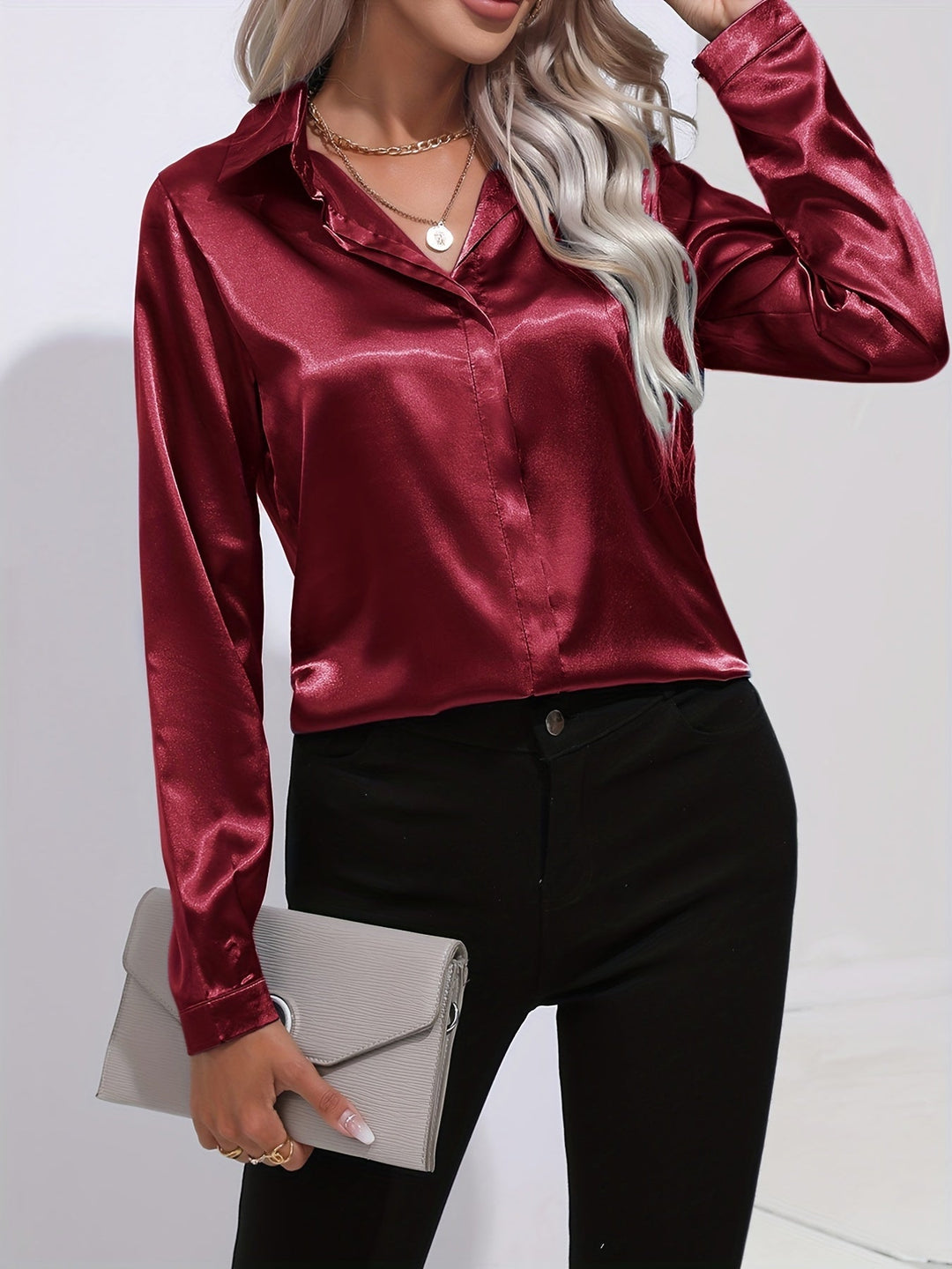 Satin Blouse - Glänsande Långärmad Skjorta med Knappar för Kvinnor