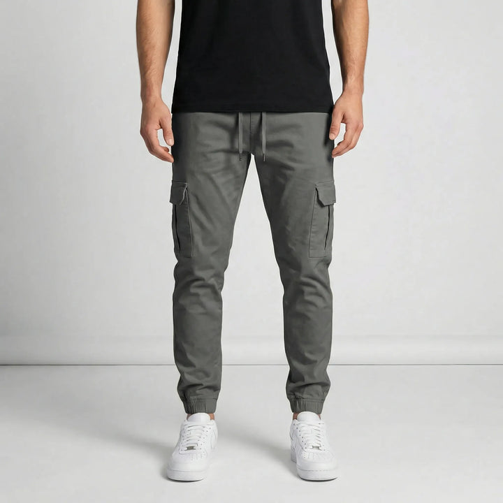 Smal cargo-jogger med skurna detaljer - Lasse