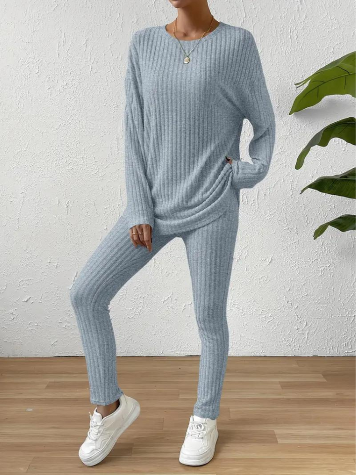 Selena matchande set | Tvådelat, stickat loungewear-set för kvinnor
