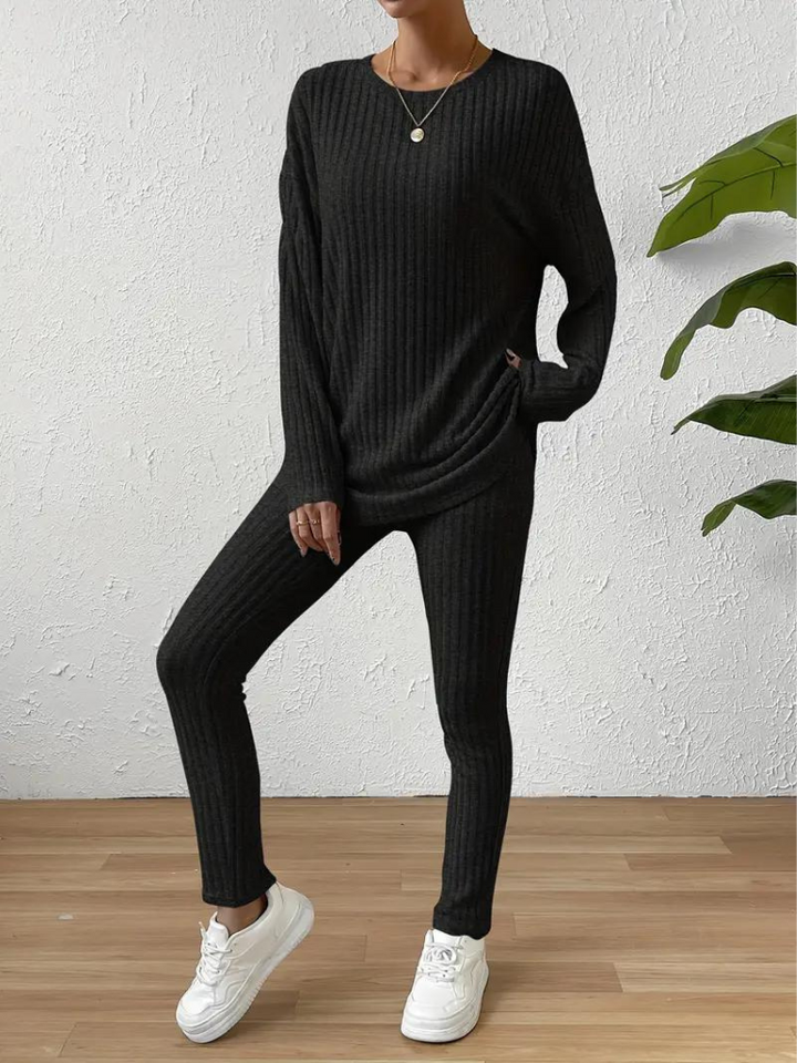 Selena matchande set | Tvådelat, stickat loungewear-set för kvinnor