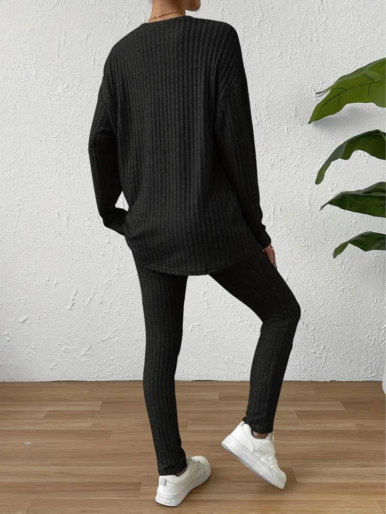 Selena matchande set | Tvådelat, stickat loungewear-set för kvinnor