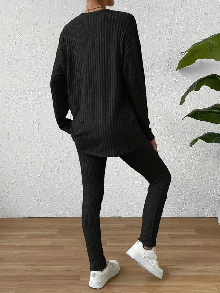 Selena matchande set | Tvådelat, stickat loungewear-set för kvinnor