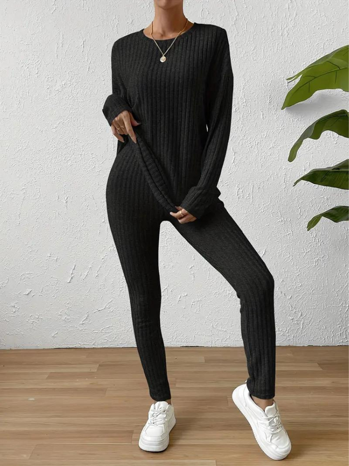 Selena matchande set | Tvådelat, stickat loungewear-set för kvinnor