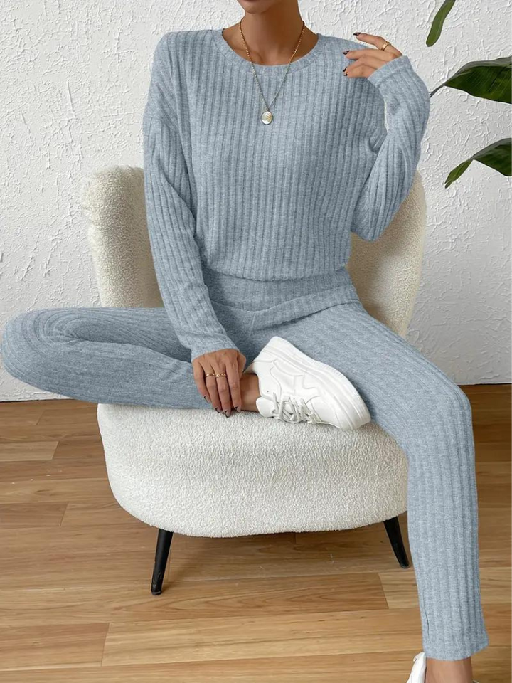 Selena matchande set | Tvådelat, stickat loungewear-set för kvinnor