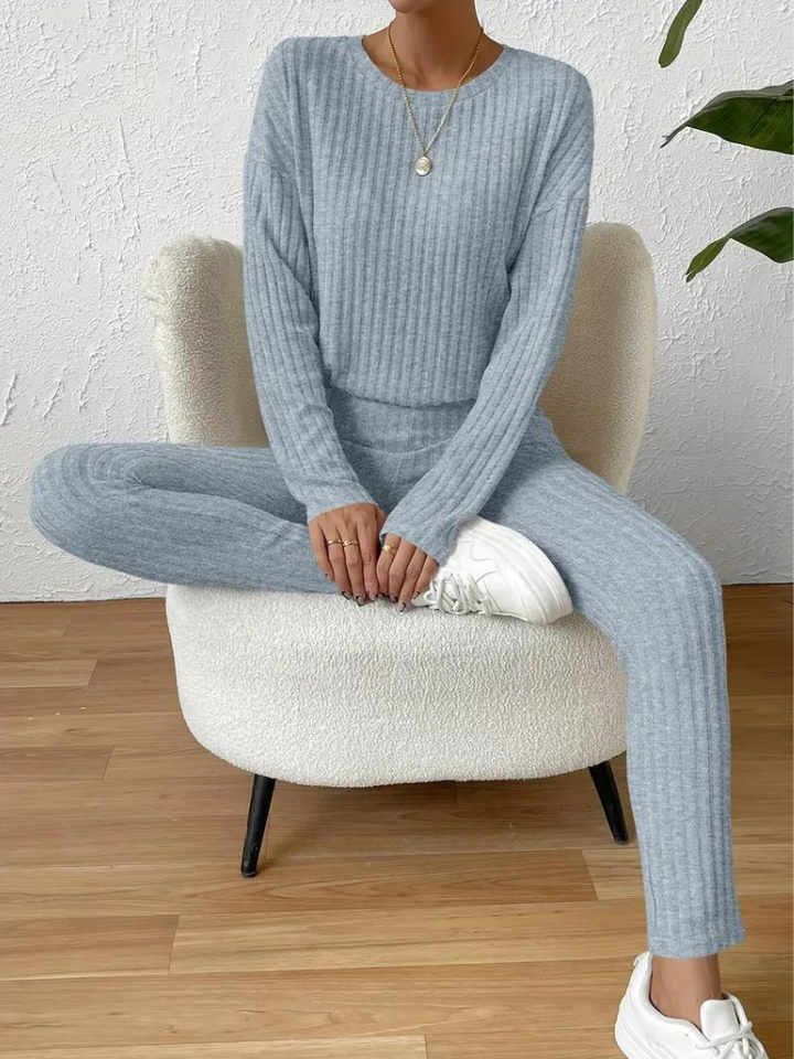 Selena matchande set | Tvådelat, stickat loungewear-set för kvinnor