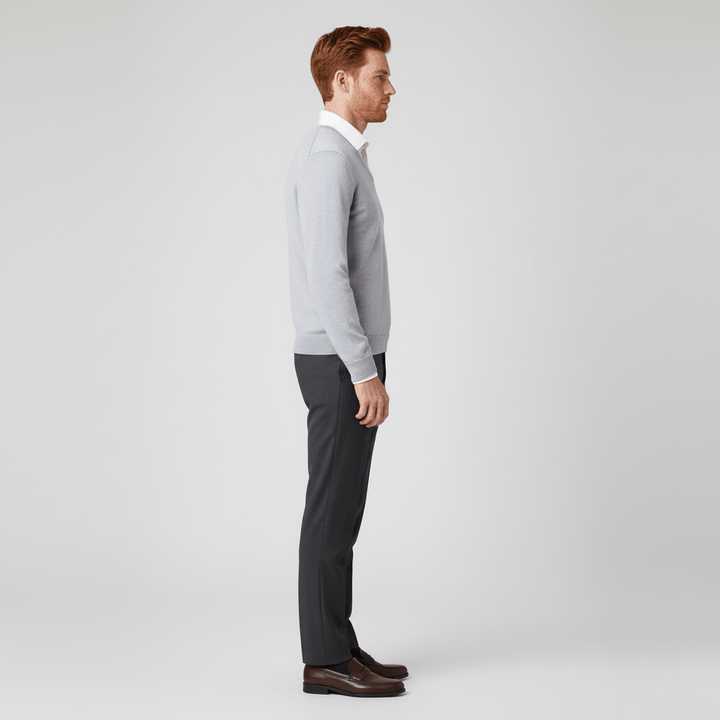Slim-fit V-ringad tröja - Keanu