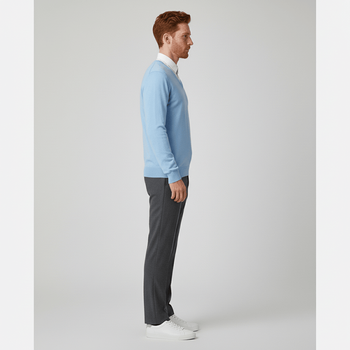 Slim-fit V-ringad tröja - Keanu