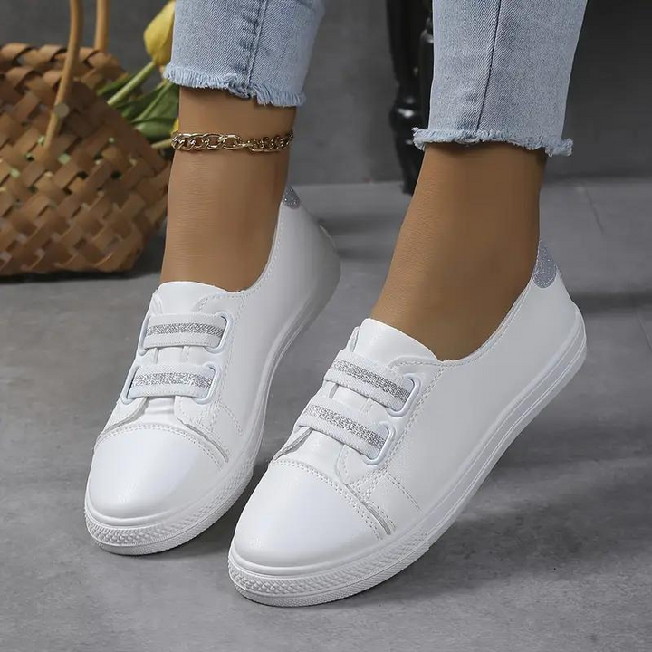 Slip On Sneakers - Vit - Lättvikt - Gåskor - Damskor
