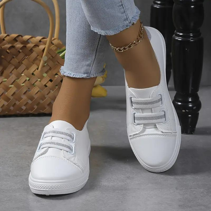 Slip On Sneakers - Vit - Lättvikt - Gåskor - Damskor