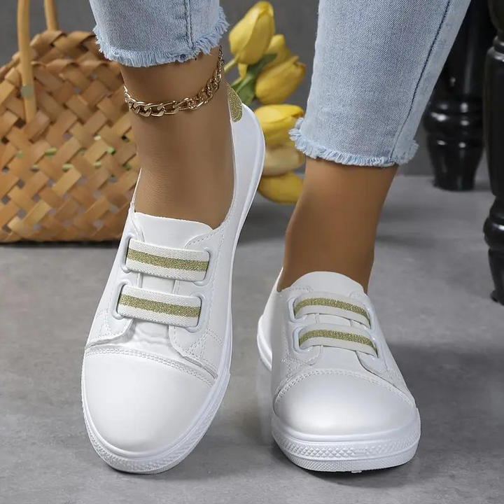 Slip On Sneakers - Vit - Lättvikt - Gåskor - Damskor