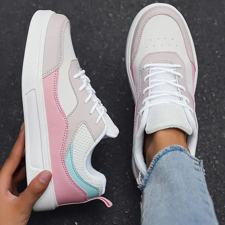 Slip On-sneakers - Strasssten - Komfortabel, Strumpskor, Promenadskor