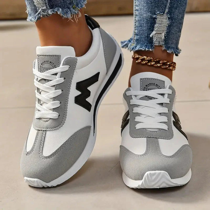 Sneakers - Snörning - Låg topp - Damskor - Vandringsskor