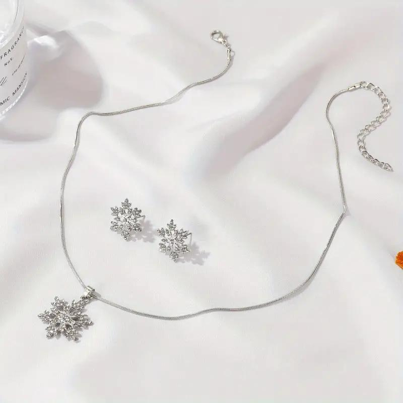 Snöflinga smyckesuppsättning | Vackert set med örhängen och halsband för kvinnor