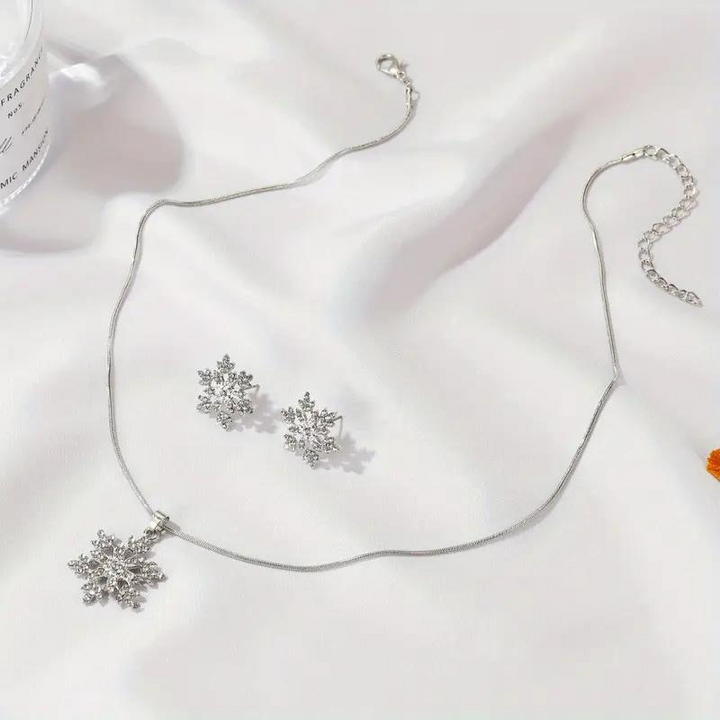 Snöflinga smyckesuppsättning | Vackert set med örhängen och halsband för kvinnor