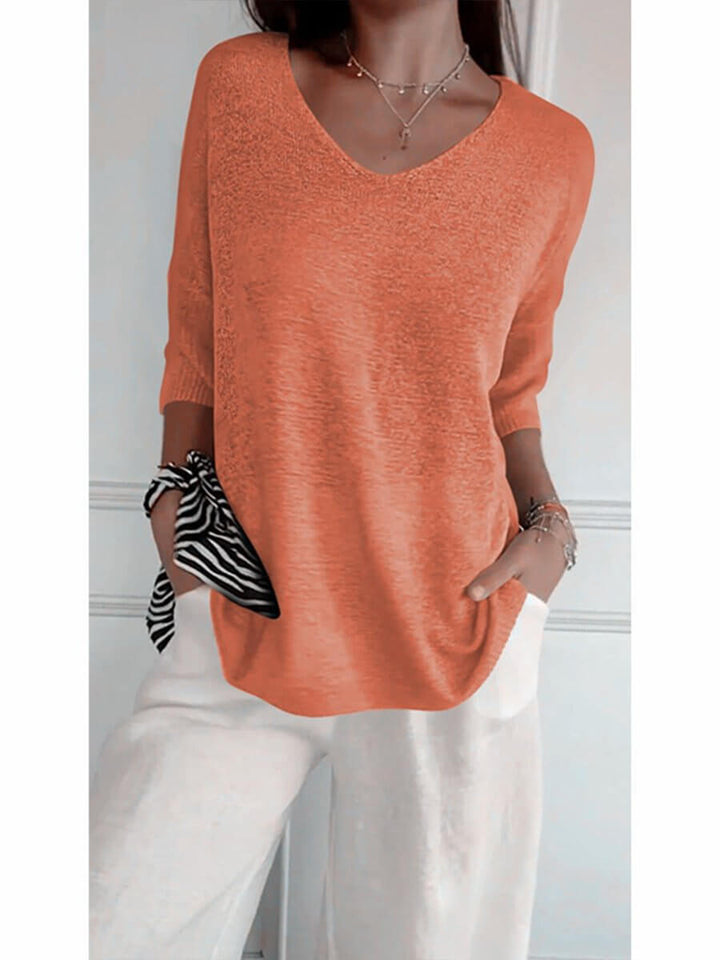 Stickad blus - Halvärmad V-neckad tröja med lös passform för kvinnor