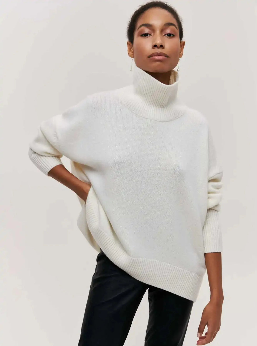Stickad sköldpaddshals - Oversized - Loose Fit - Sköldpaddshalsad tröja - Damtröjor