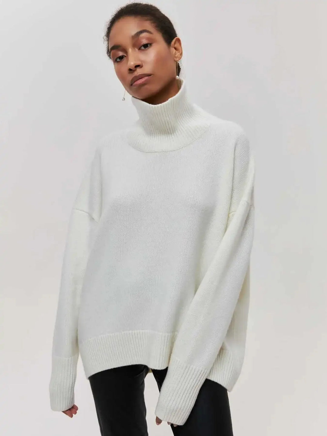 Stickad sköldpaddshals - Oversized - Loose Fit - Sköldpaddshalsad tröja - Damtröjor