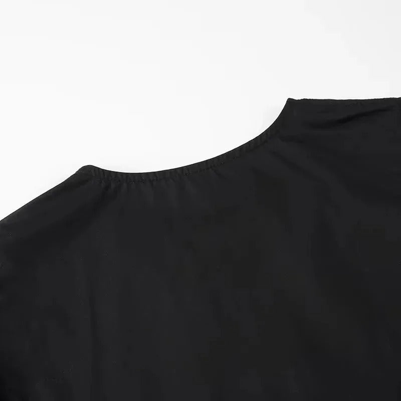 Kvinnors Ruffle Crop Top med Framtid Rosett i Svart/Vit