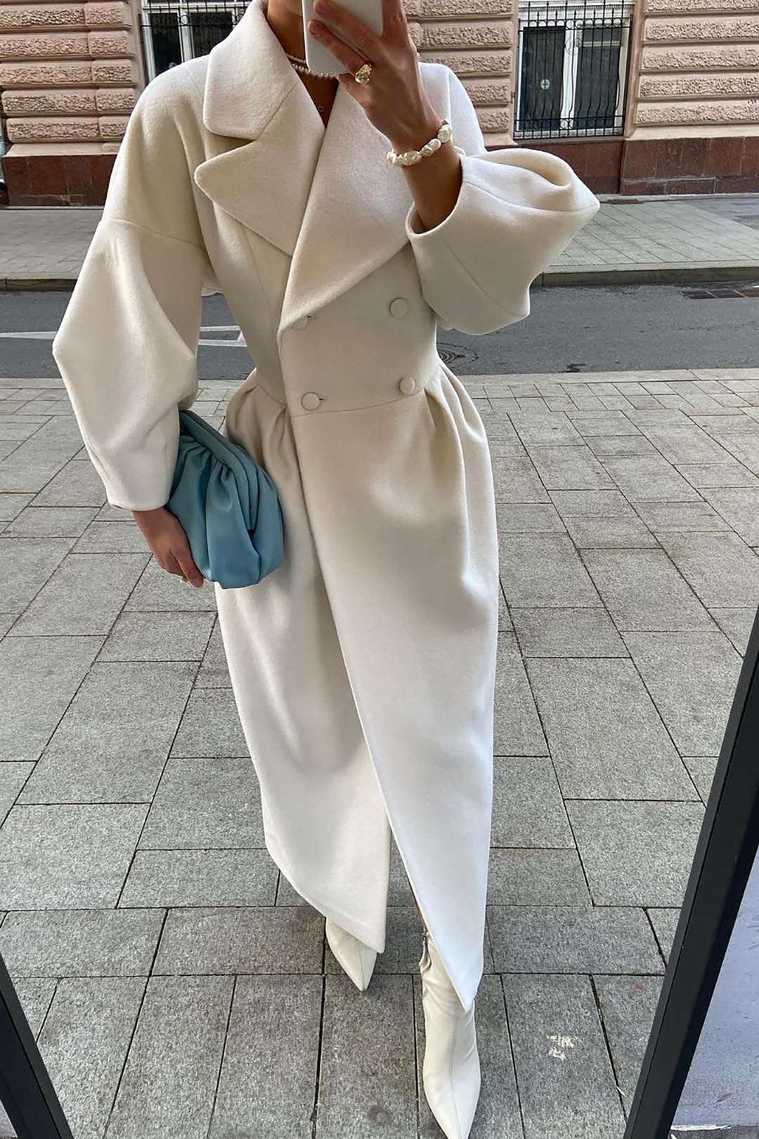 Trenchcoat i ull - Vit - Dubbelknäppt - Vintertrenchcoat - Lång kappa Dam