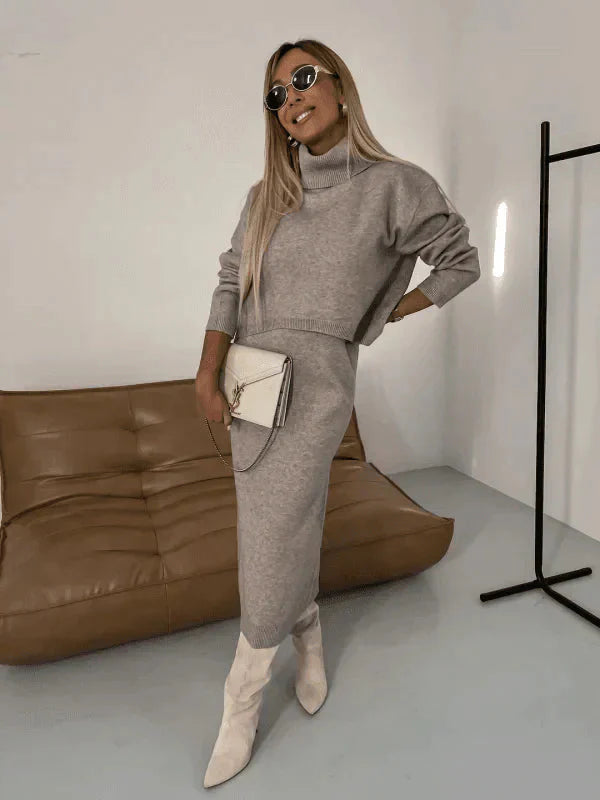 Tvådelat set i trikå - Turtleneck - Långärmad - Set med kjol och topp i trikå - Damkläder