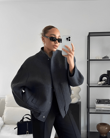 Ulljacka - Knäppning - Fickor - Oversized jacka - Damjacka