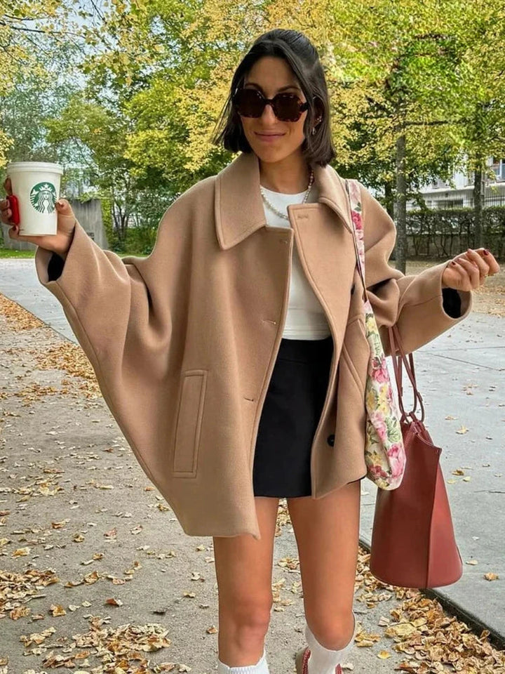 Ulljacka | Oversized | Enkelknäppt | Kort ulljacka | Damjacka