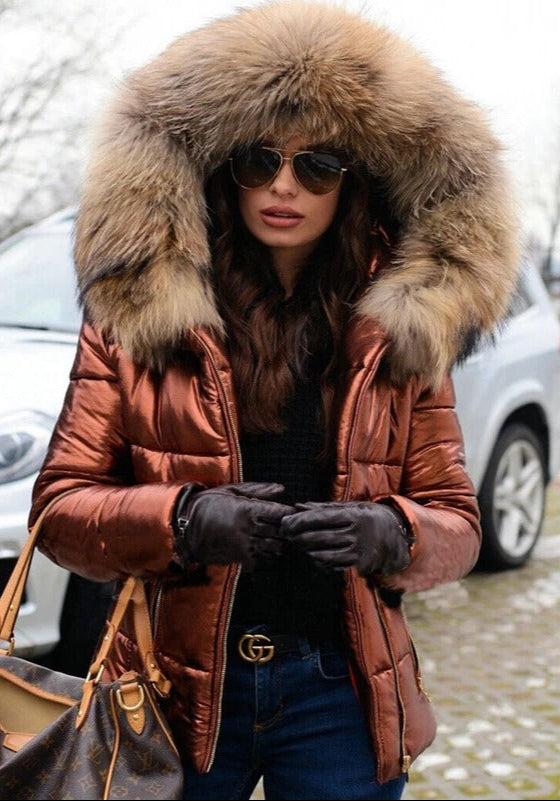 Vadderad jacka - Glansig - Dragkedja - Kappa med pälskrage - Vinterjacka för dam