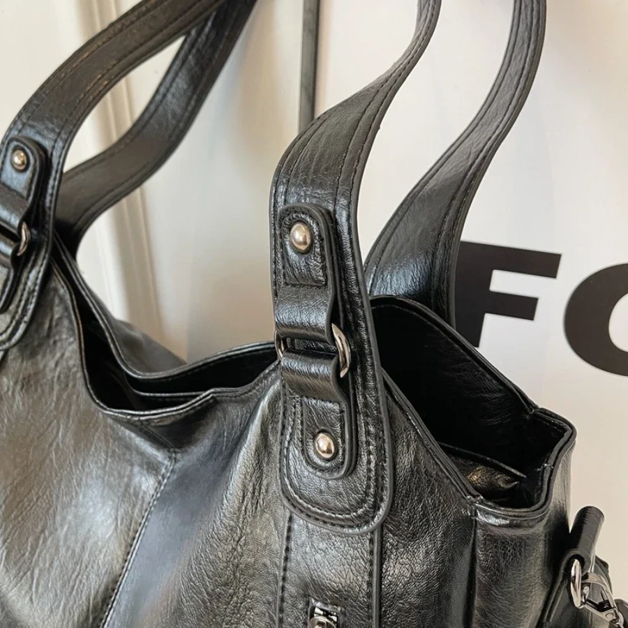 Mångsidig crossbodyväska - Nikita