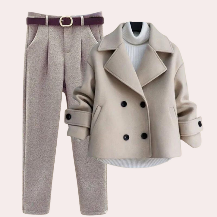 Vinteroutfit - 3-delad - Turtleneck - Ulljacka - Damkläder