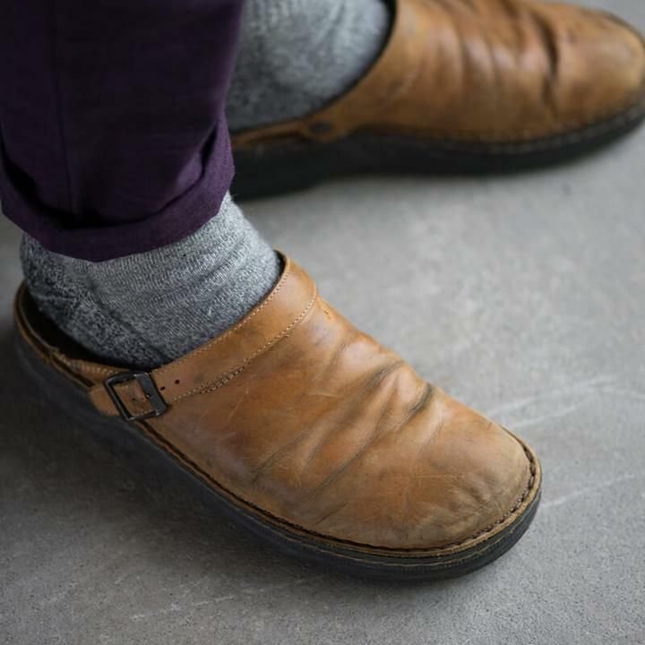 Höstliga lyxiga skinnslippers för män – Elias