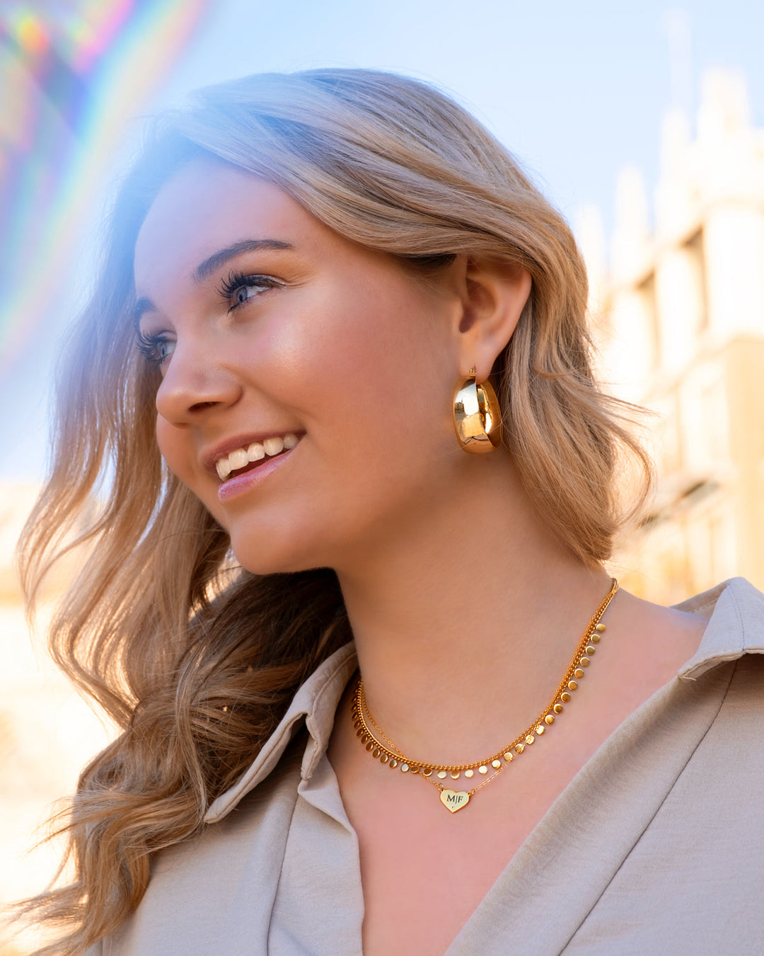 Guld- och silverstatement-creoler