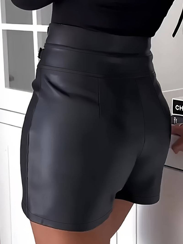 Kvinnors Trendiga Shorts med Dekorativt Spänne