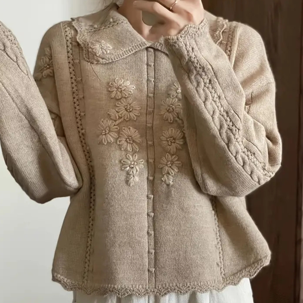 Höstig stickad blommig pullover för damer - Emma
